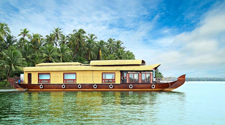 Valiyaparamba Backwaters